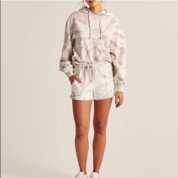 Abercrombie & Fitch Puff Sleeve Hoodie - Blush Pink Tie Dye - Picture 2 of 7